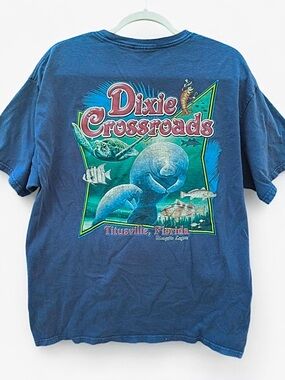 Vintage Manatee Dixie Crossroads Titusville Florida Navy Baggy Graphic Tee